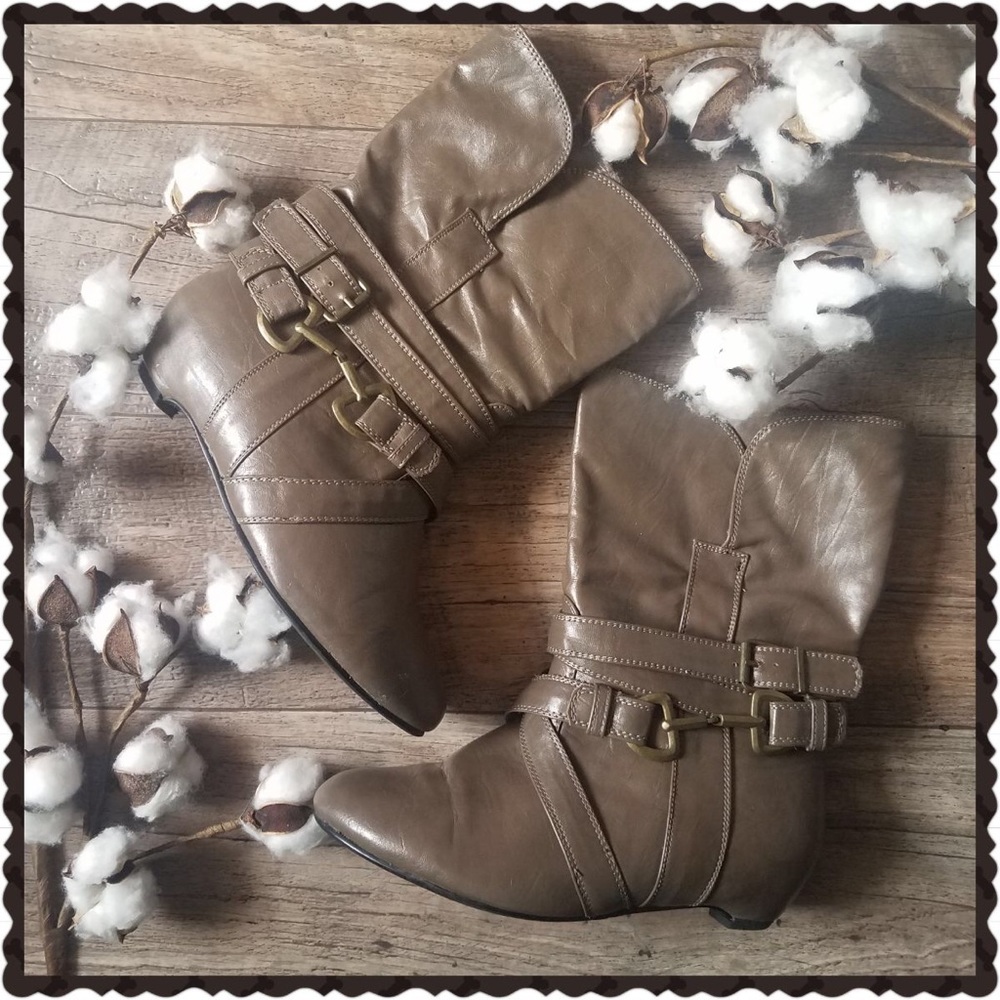 Top Mods brown boots size 8